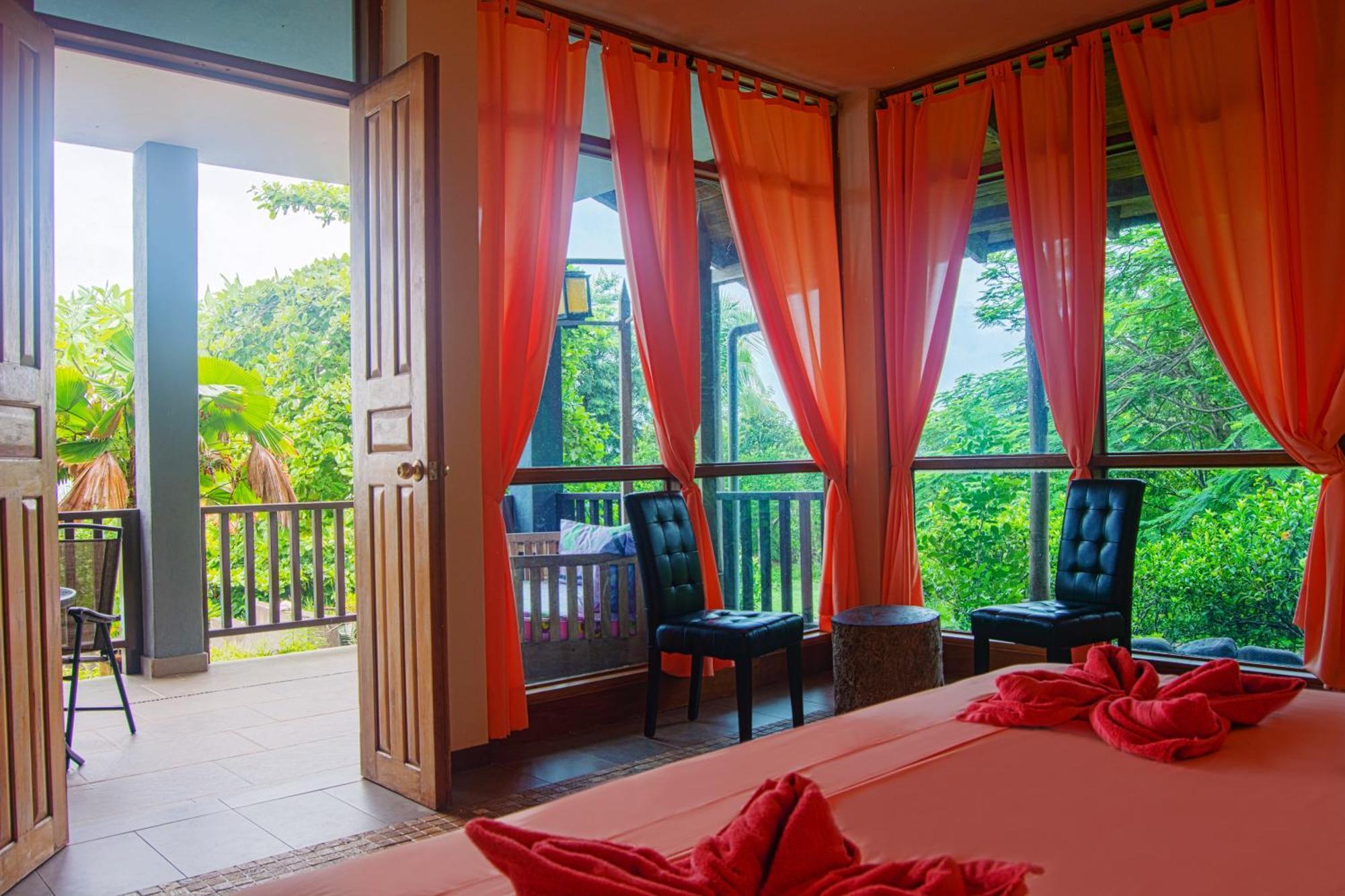 Punta Duarte Garden Inn Los Duarte الغرفة الصورة