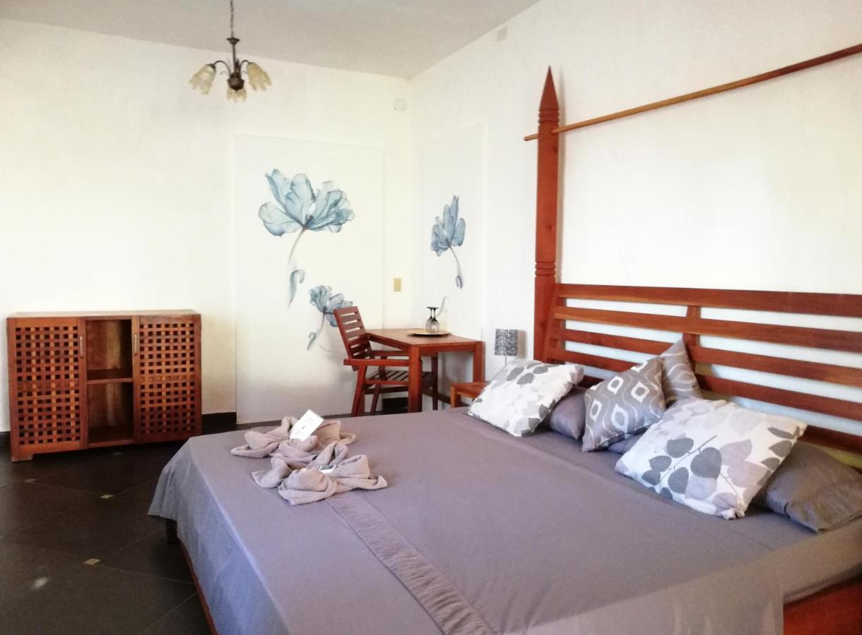 Punta Duarte Garden Inn Los Duarte المظهر الخارجي الصورة